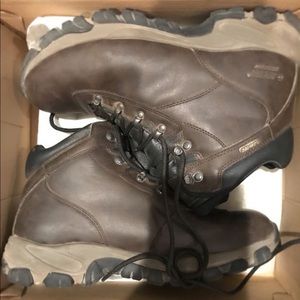 Hi-Tec hiking boots